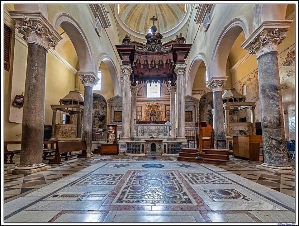 Appartamento Casa Vitelli - Centro Storico A Due Passi Da Tutto Terracina Esterno foto